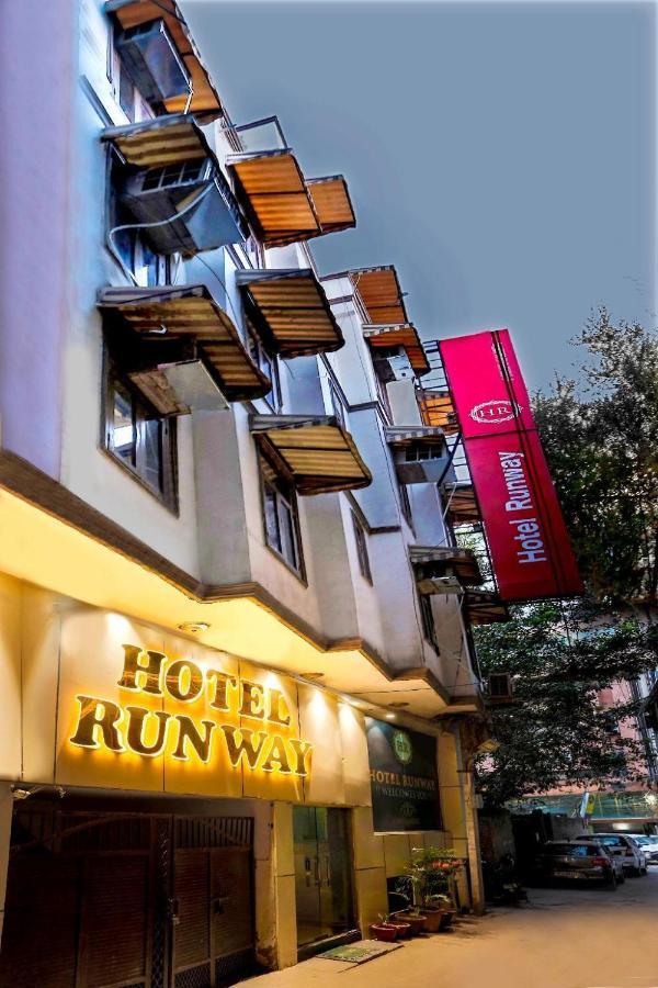 Airport Hotel Runway Nuova Delhi Esterno foto