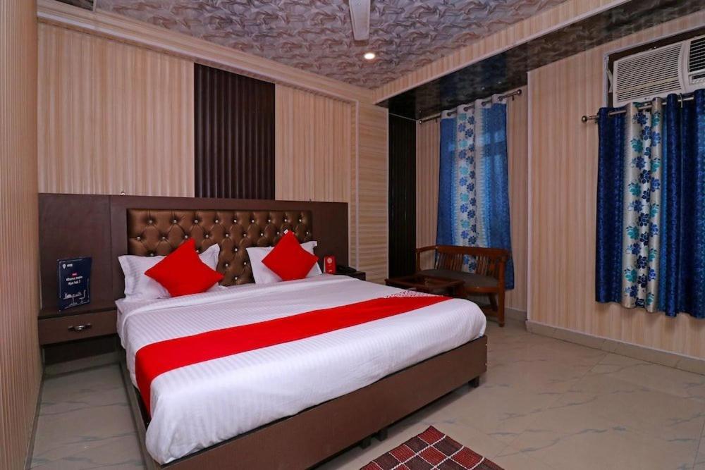 Airport Hotel Runway Nuova Delhi Esterno foto