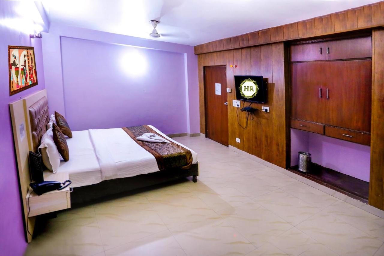 Airport Hotel Runway Nuova Delhi Esterno foto