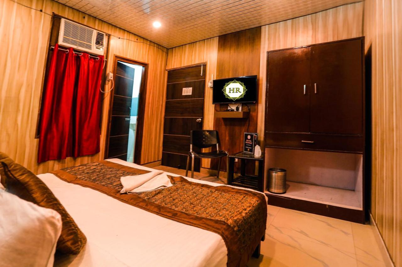Airport Hotel Runway Nuova Delhi Esterno foto