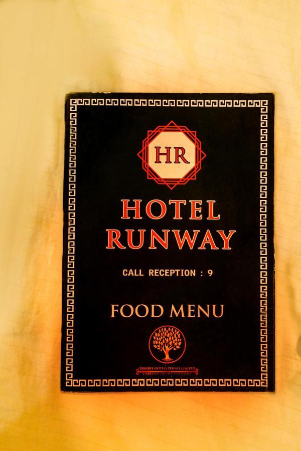 Airport Hotel Runway Nuova Delhi Esterno foto